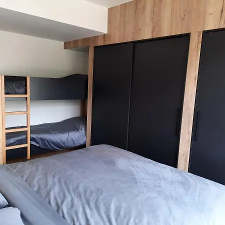 Lichtrijk En Comfortabel Hoekappartement Met Gratis Parking En Zeer Gelegen - Comme Chez Soi Apartamento *