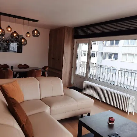 Appartamento Lichtrijk En Comfortabel Hoekappartement Met Gratis Parking En Zeer Gelegen - Comme Chez Soi *